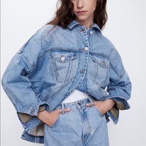 ZARA OVERSIZE DENIM JACKET  FAUX SHEARLING DETAIL #Cybermondaysale
